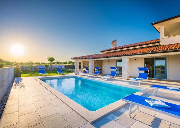 וילה Maria וודניאן