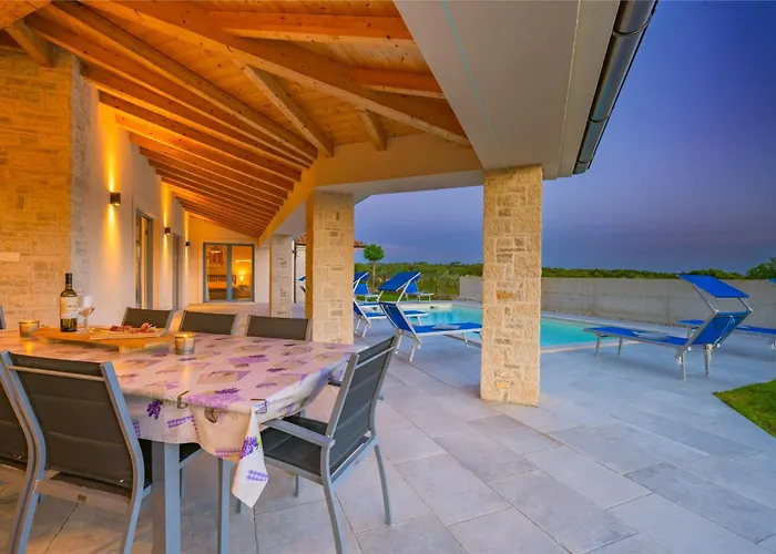 וילה Maria וודניאן